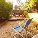 Spacious Cocoon With Garden Close To The Sea Lägenhet *