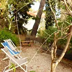 Spacious Cocoon With Garden Close To The Sea * Sanary-sur-Mer