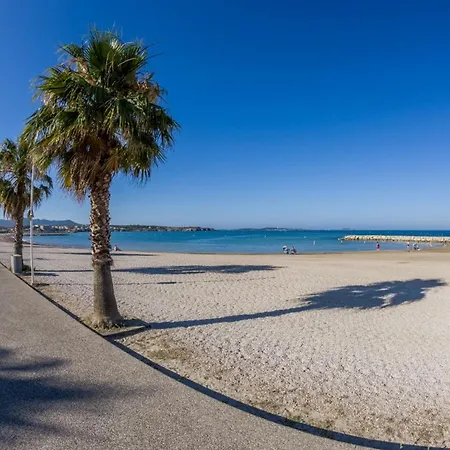 Spacious Cocoon With Garden Close To The Sea Daire